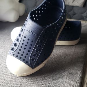 Native Jefferson slip ons